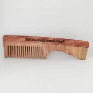 Peigne en bois de Neem